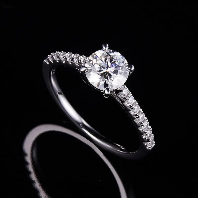 Elevé 1.00ct Round Brilliant Moissanite Engagement Ring Set in Sterling Silver