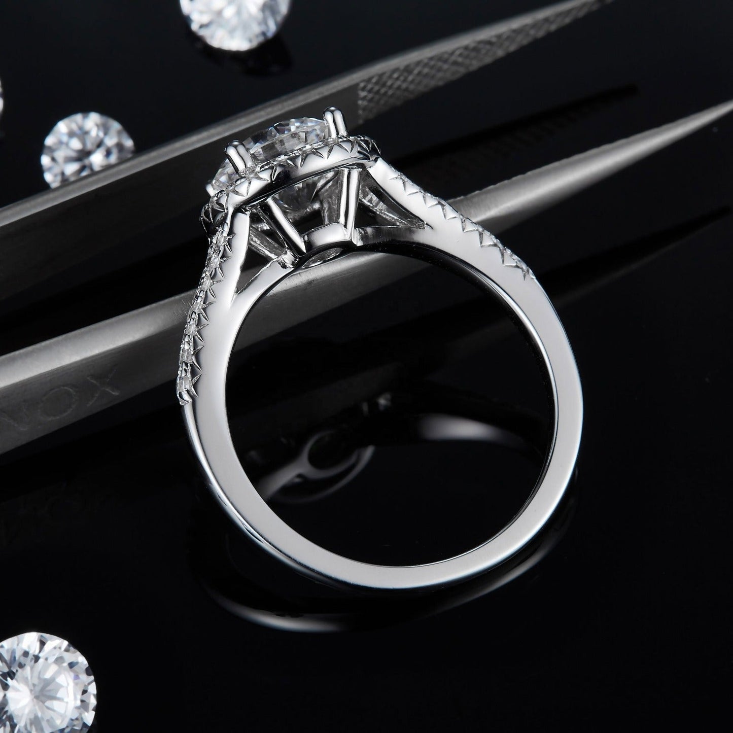 Elevé 1.50ct Halo Moissanite Engagement Ring