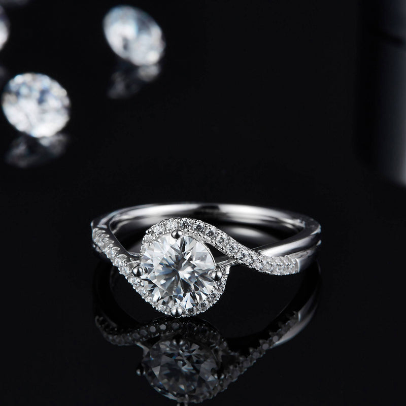 Privé Halo 1.00ct Moissanite Engagement Ring Set in Sterling Silver