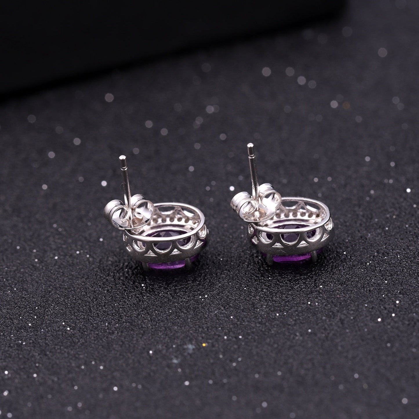 Amethyst 0.79ct Oval-Cut Halo Stud Earrings
