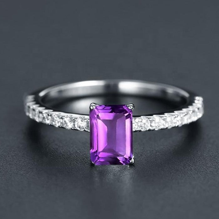 Privé Amethyst Ring - Emerald Cut