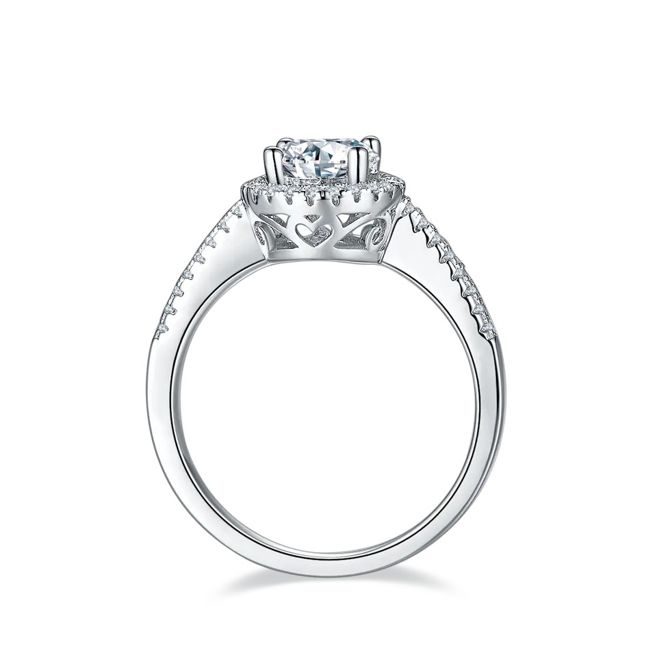 Halo Éternel 1.00ct Moissanite Engagement Ring Set in Sterling Silver
