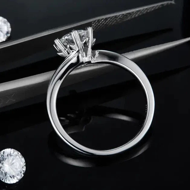 Snowflake Solitaire 6 Claws 1.00ct Moissanite Engagement Ring Set in Sterling Silver