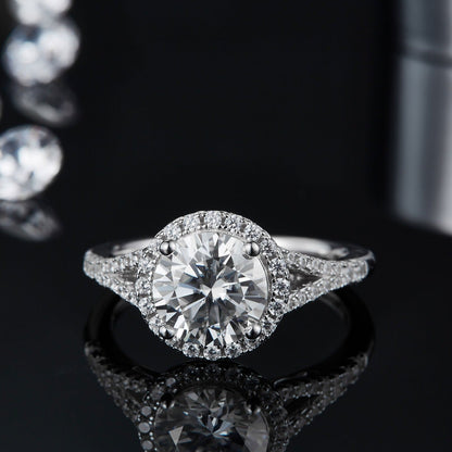 Elevé 2.00ct Halo Moissanite Engagement Ring