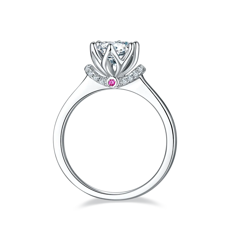 Privé Floral 1.00ct Moissanite Engagement Ring Set in Sterling Silver