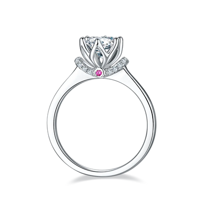 Privé Floral 1.00ct Moissanite Engagement Ring Set in Sterling Silver