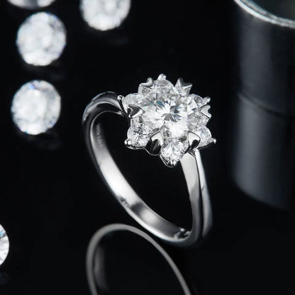 Floral 1.00ct Moissanite Engagement Ring
