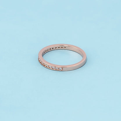 Heritage Pave Moissanite Wedding Band Set in 9ct Rose Gold