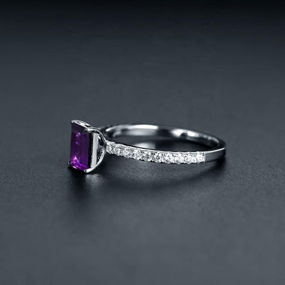 Privé Amethyst Ring - Emerald Cut