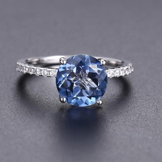 Privé Mystic Quartz Ring - Round Brilliant Cut