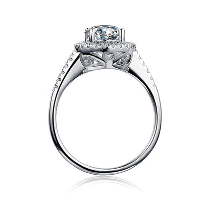 Halo Éternel 1.00ct Moissanite Engagement Ring Set in 9ct White Gold