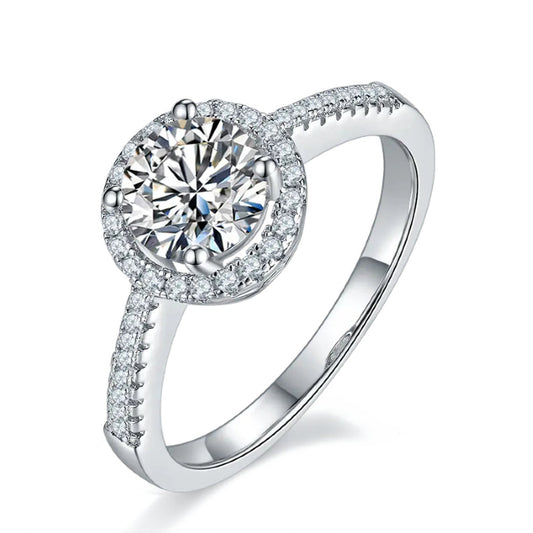 Halo Éternel 1.00ct Moissanite Engagement Ring Set in Sterling Silver