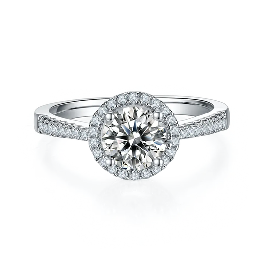 Halo Éternel 1.00ct Moissanite Engagement Ring Set in Sterling Silver