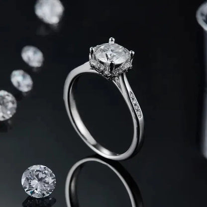 Luxe Halo 1.00ct Moissanite Engagement Ring Set in 9ct White Gold