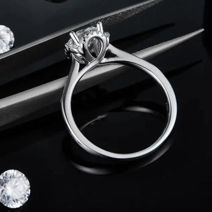 Privé Halo 1.00ct Moissanite Engagement Ring Set in Sterling Silver