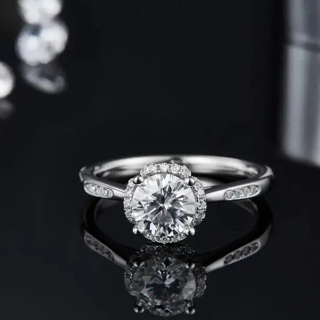 Privé Halo 1.00ct Moissanite Engagement Ring Set in Sterling Silver