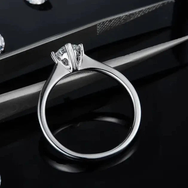 Solitaire 4 Heart Shaped Claws 0.50ct Moissanite Engagement Ring Set in Sterling Silver