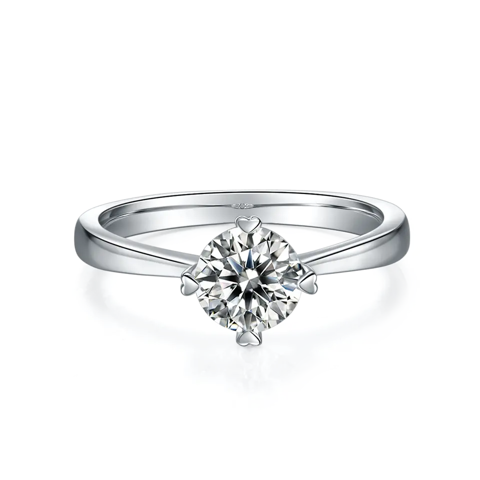 Solitaire 4 Heart Shaped Claws 1.00ct Moissanite Engagement Ring Set in Sterling Silver