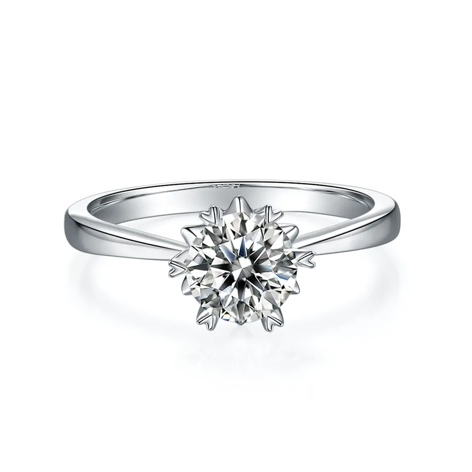 Solitaire 6 Heart Shaped Claws 1.00ct Moissanite Engagement Ring Set in Sterling Silver