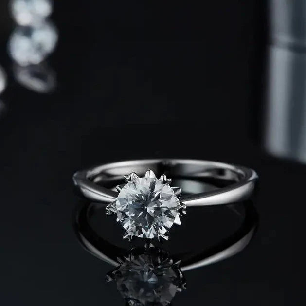 Solitaire 6 Heart Shaped Claws 1.00ct Moissanite Engagement Ring Set in Sterling Silver