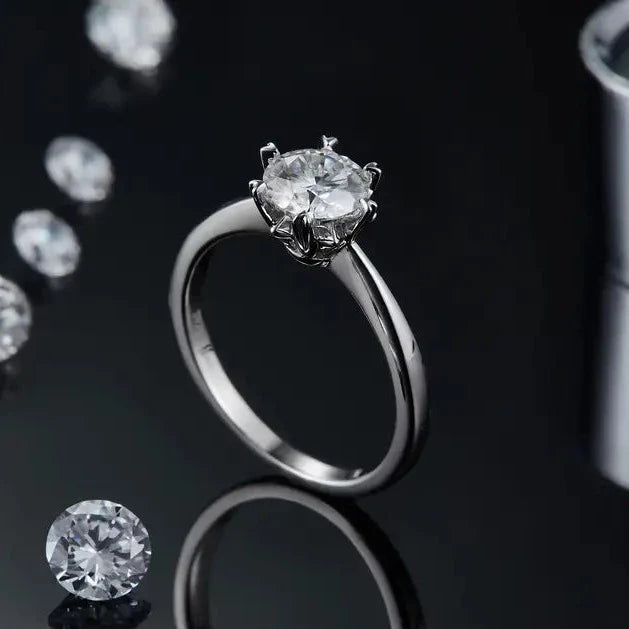 Solitaire 6 Heart Shaped Claws 1.00ct Moissanite Engagement Ring Set in Sterling Silver